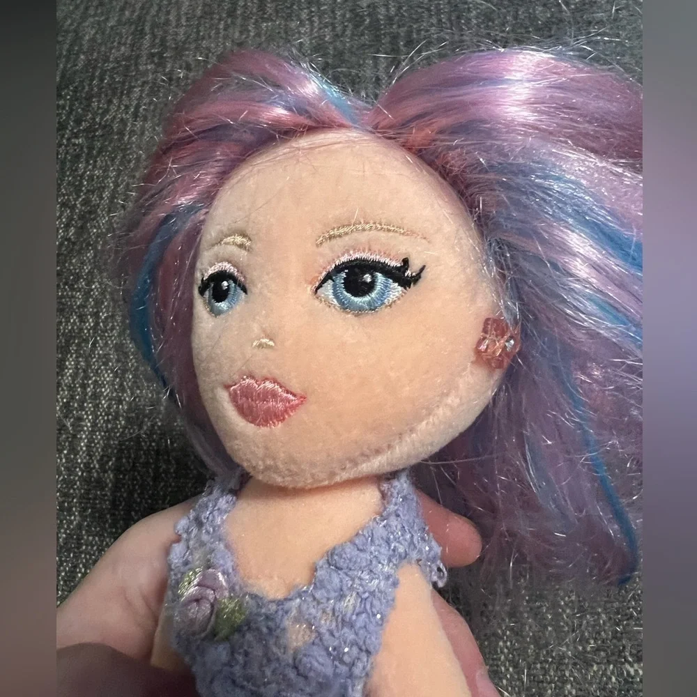 2008 TY Girlz Lovable Lilly Pink/Blue Hair Poseable Plush Doll